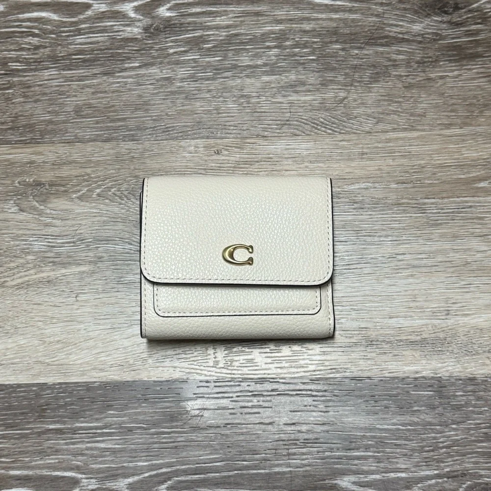 Coach Mila flap wallet - Picture 4 of 10
